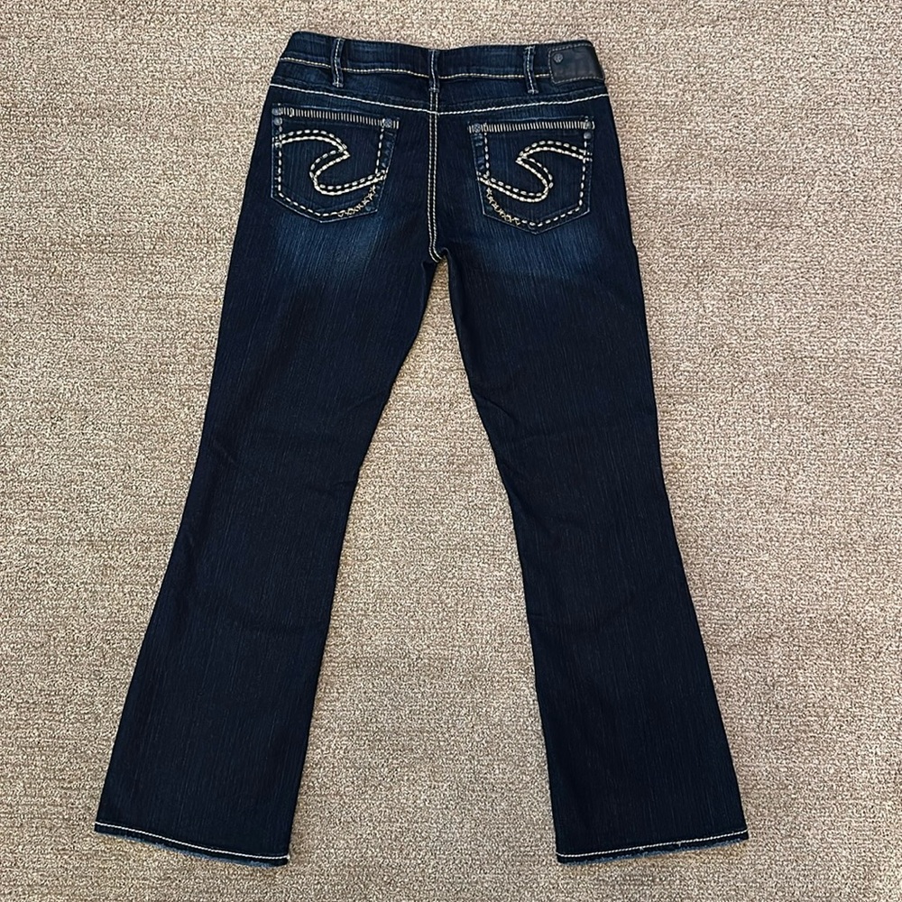 Silver Aiko Low Rise Boot Cut Indigo Wash Jeans sz 30x31 NWOT - Picture 2 of 13
